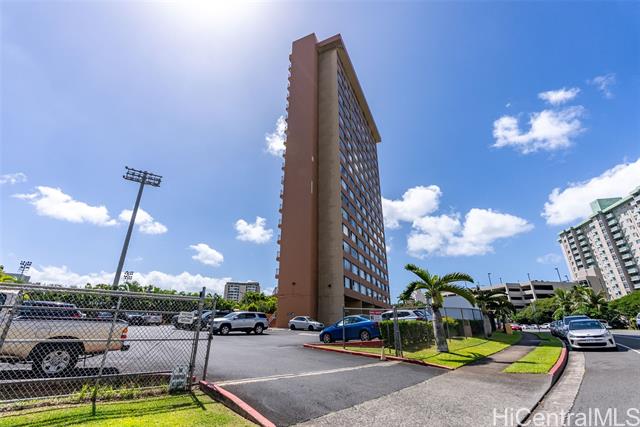 1121 Ala Napunani Street, 1502, Honolulu, HI 96818