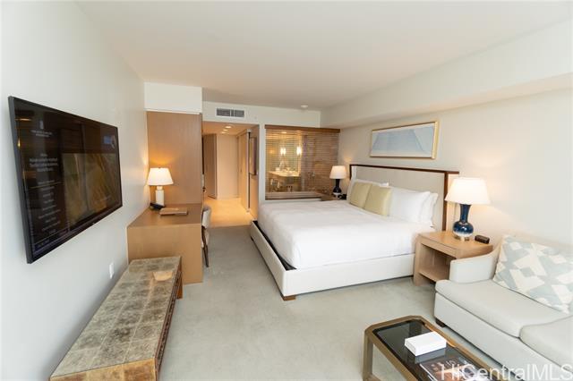 383 Kalaimoku Street, E1613, Honolulu, HI 96815