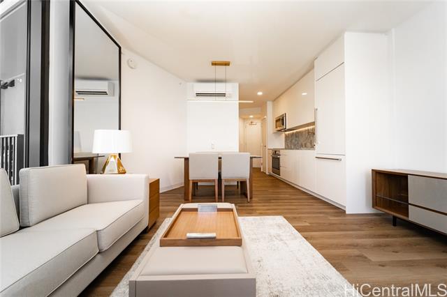 987 Queen Street, 1917, Honolulu, HI 96814