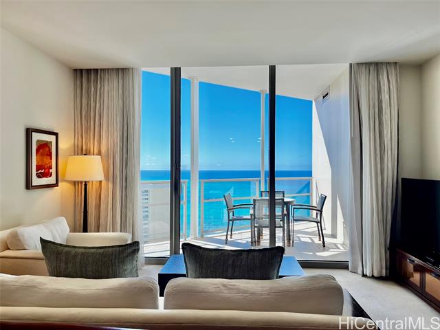 223 Saratoga Road, 3708, Honolulu, HI 96815