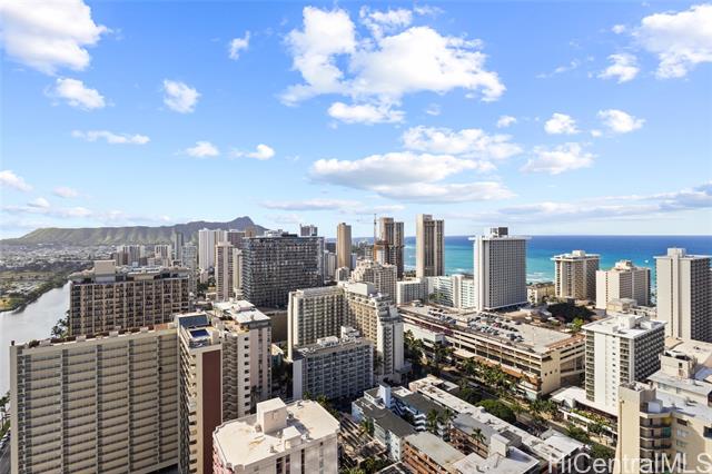 445 Seaside Avenue, 3809, Honolulu, HI 96815