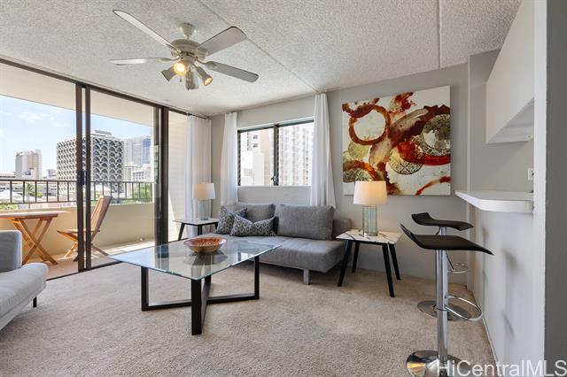 2240 Kuhio Avenue, 812, Honolulu, HI 96815