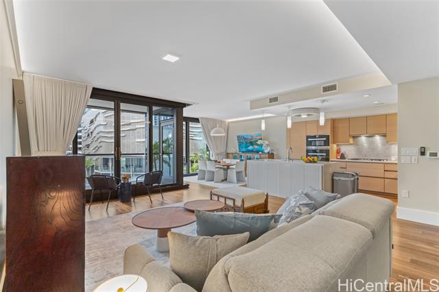 1108 Auahi Street, 307, Honolulu, HI 96814