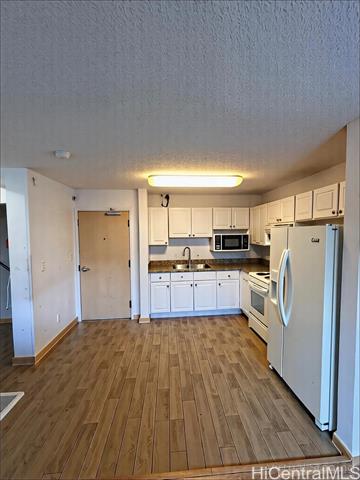 801 South Street, 410, Honolulu, HI 96813