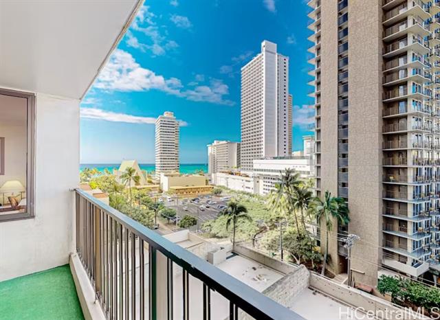 201 Ohua Avenue, 908 - 1, Honolulu, HI 96815