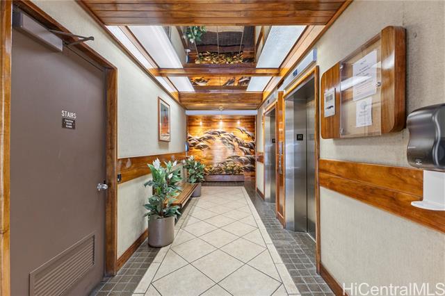 750 Amana Street, 1006, Honolulu, HI 96814