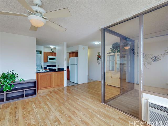 1571 Piikoi Street, 1601, Honolulu, HI 96822