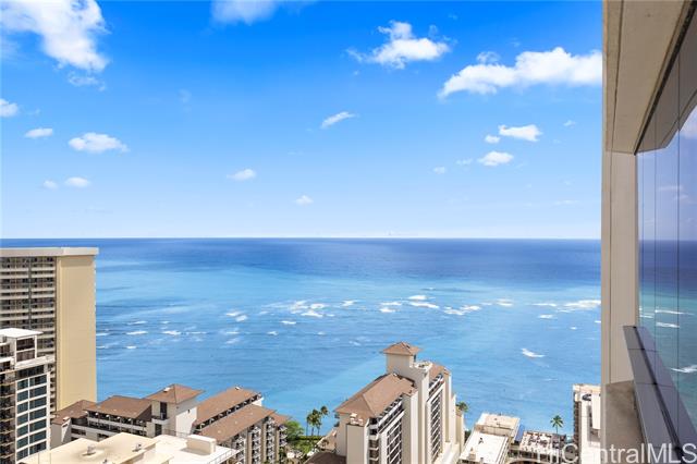 223 Saratoga Road, 3502, Honolulu, HI 96815