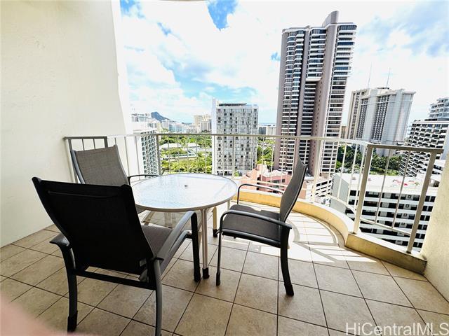 469 Ena Road, 2104, Honolulu, HI 96815