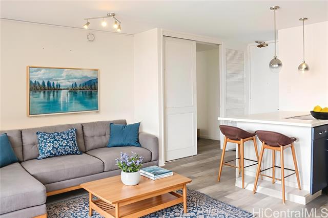 320 Liliuokalani Avenue, 902, Honolulu, HI 96815