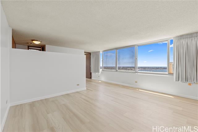 98-288 Kaonohi Street, 3403, Aiea, HI 96701