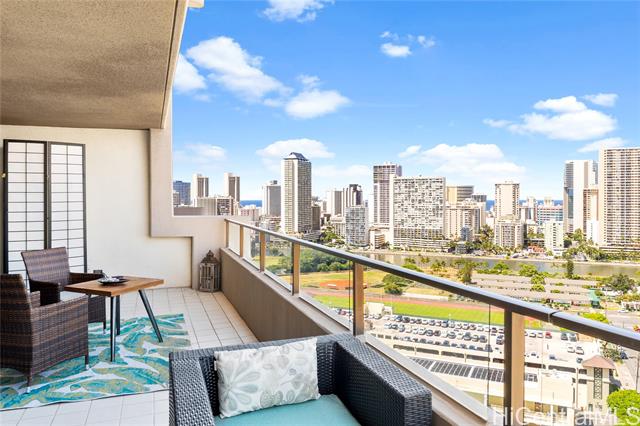 581 Kamoku Street, 2408, Honolulu, HI 96826