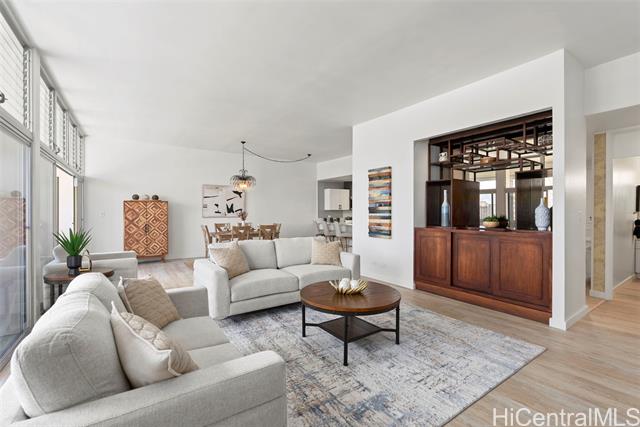 500 University Avenue, PH6, Honolulu, HI 96826