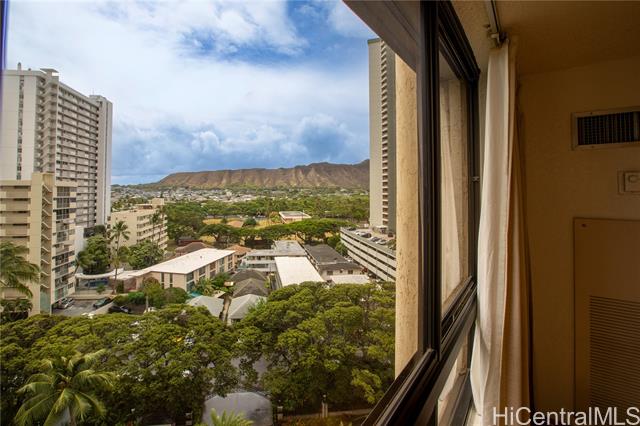 300 Wai Nani Way, 1101, Honolulu, HI 96815