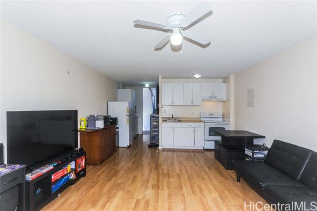 1718 Anapuni Street, 205, Honolulu, HI 96822