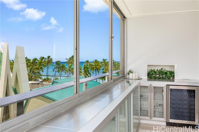 2500 Kalakaua Avenue, 504, Honolulu, HI 96815