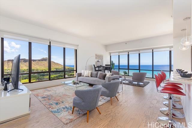 229 Paoakalani Avenue, PH-3807, Honolulu, HI 96815