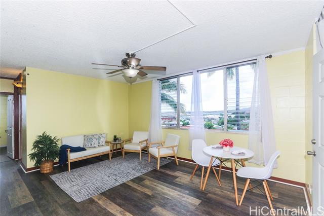 94-249 Waikele Road, B209, Waipahu, HI 96797