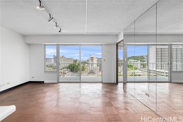 1333 Heulu Street, 901, Honolulu, HI 96822