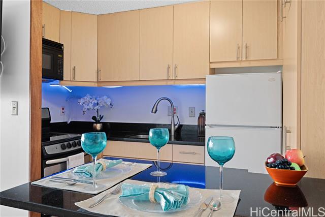 2888 Ala Ilima Street, 806, Honolulu, HI 96818