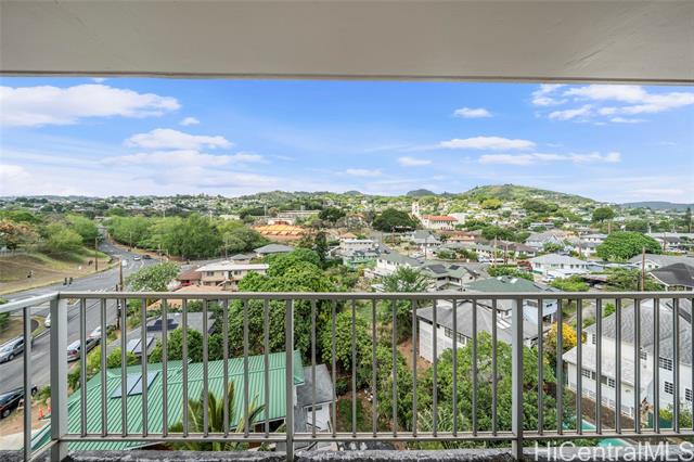 1687 Pensacola Street, 1004, Honolulu, HI 96822
