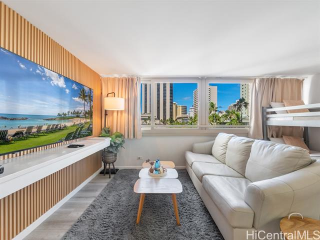 445 Seaside Avenue, 720, Honolulu, HI 96815