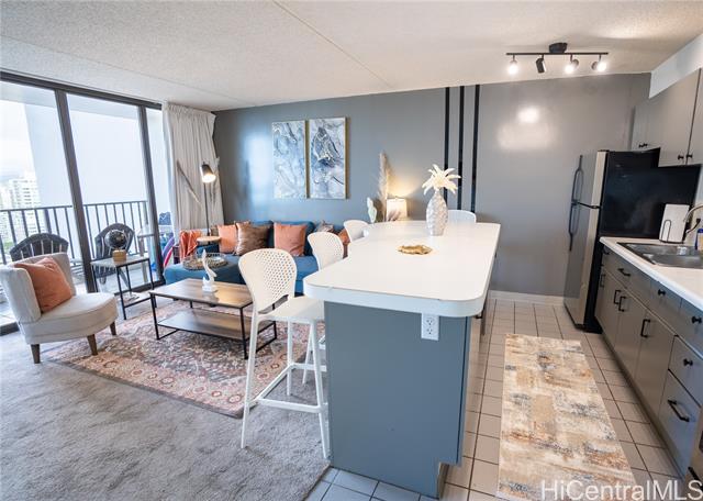 201 Ohua Avenue, MAKAI/2808, Honolulu, HI 96815