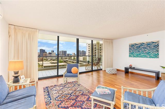 1015 Wilder Street, 402, Honolulu, HI 96822