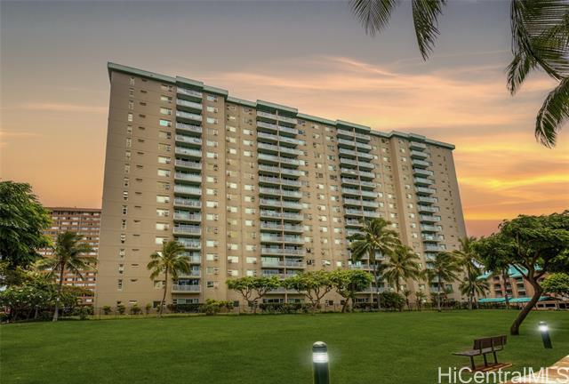 3009 Ala Makahala Place, 810, Honolulu, HI 96818