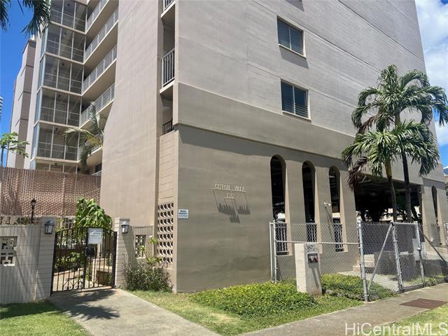 1717 Citron Street, 406, Honolulu, HI 96826