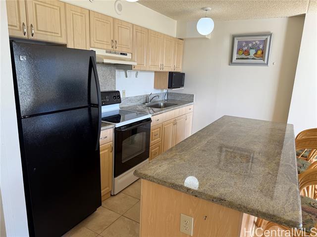 201 Ohua Avenue, 2805-2, Honolulu, HI 96815