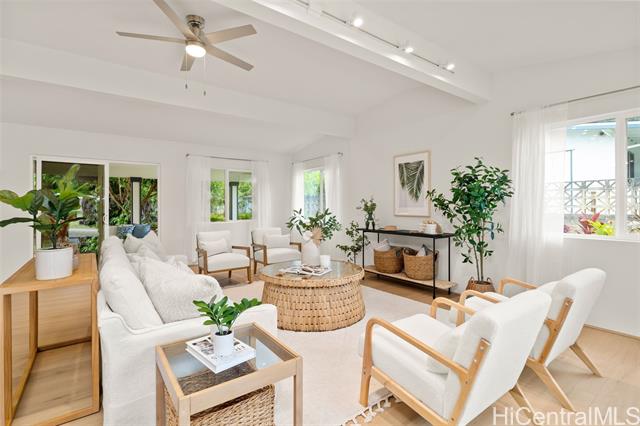 1126 Lunaai Street, Kailua, HI 96734