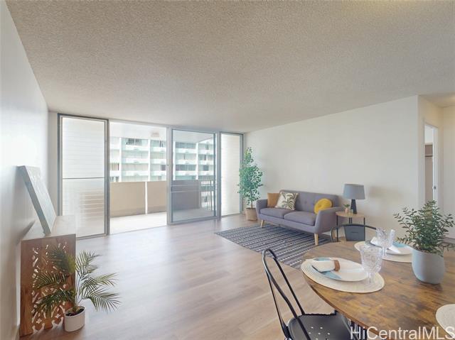 1561 Kanunu Street, 807, Honolulu, HI 96814