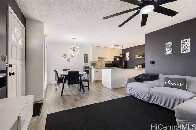 94-1336 Kulewa Loop, 5U, Waipahu, HI 96797