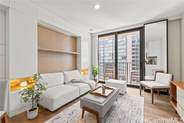 987 Queen Street, 3310, Honolulu, HI 96814