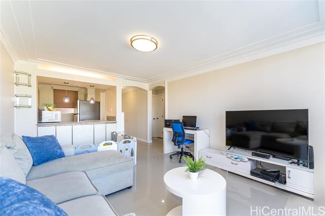 949 Ala Nanala Street, 702, Honolulu, HI 96818