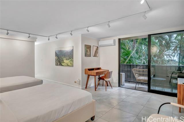 2425 Kuhio Avenue, 201, Honolulu, HI 96815