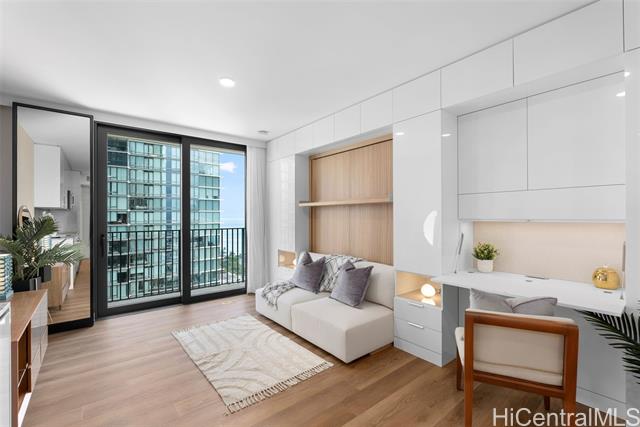 987 Queen Street, 2906, Honolulu, HI 96814