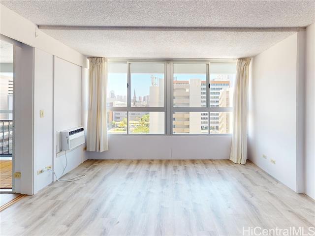 1621 Dole Street, 705, Honolulu, HI 96822