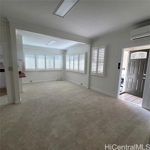 3328-B Hinano Street, B, Honolulu, HI 96815