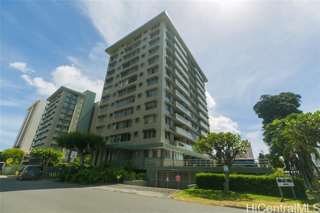 2651 Kuilei Street, B82, Honolulu, HI 96826