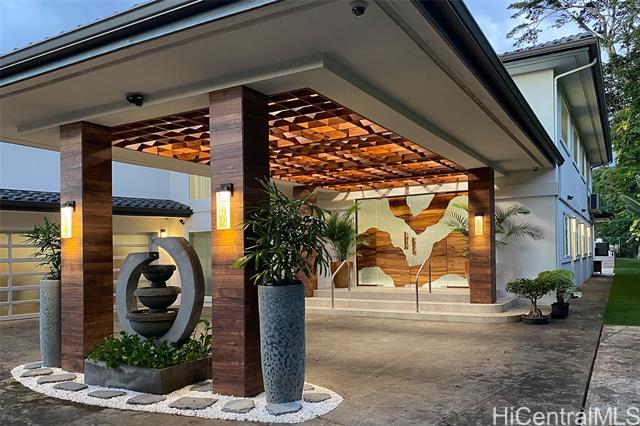 18 Homelani Place, Honolulu, HI 96817