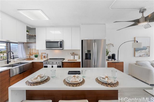 1617 Keeaumoku Street, 601, Honolulu, HI 96822