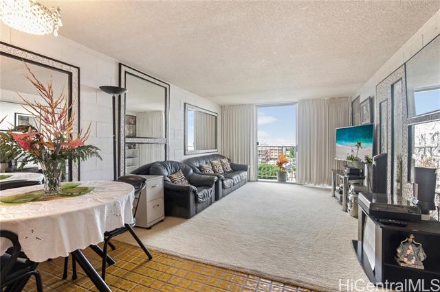 647 Kunawai Lane, A507, Honolulu, HI 96817