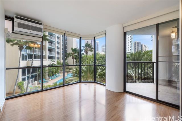 60 Beretania Street, 308, Honolulu, HI 96817