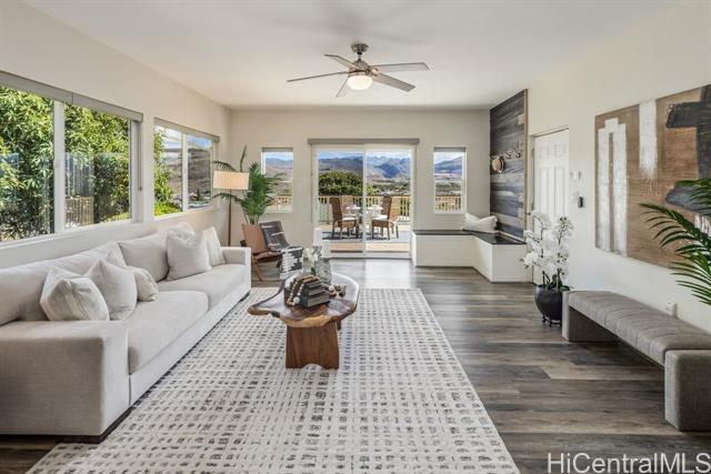 3376 Ala Laulani Street, Honolulu, HI 96818