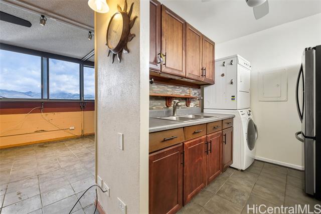 99-015 Kalaloa Street, 702, Aiea, HI 96701