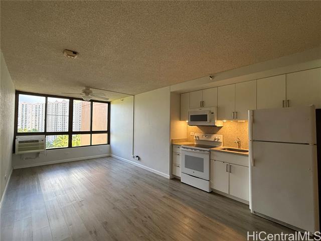 5333 Likini Street, 1008, Honolulu, HI 96818