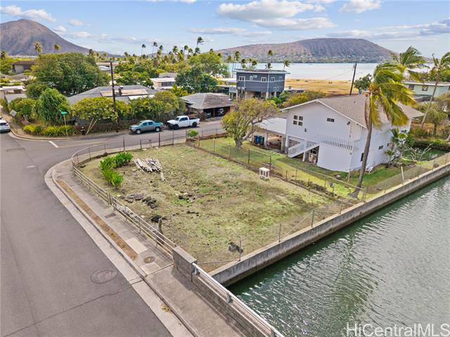 6143 Summer Street, Honolulu, HI 96821