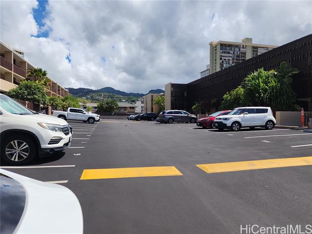 1524 Pensacola Street, 210, Honolulu, HI 96822